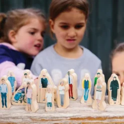 Learning Advantage Everyone's Family Wooden People - 26 Pcs -Children Products Store GUEST 073ece9c bb2f 4401 a8f4 4061ad46e584