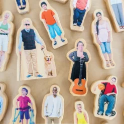 Learning Advantage Everyone's Family Wooden People - 26 Pcs -Children Products Store GUEST 09a59006 1e50 4ccc 8b1c 50a15c5c7e25