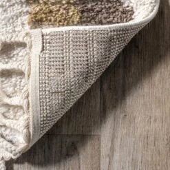 NuLOOM Steffi Striped Waves Kids Tasseled Area Rug -Children Products Store GUEST 0ac916d7 0b27 49eb a64b 3ee07ea31cc0