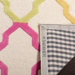 Safavieh Kids SFK102 Hand Tufted Area Rug - Safavieh -Children Products Store GUEST 1c4c6c51 4668 4674 82cf f526b304dfb1