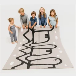 4'x7' Liv Play Rug - Ruggish -Children Products Store GUEST 6e3fbae1 c16d 442f abf6 0e426adf64e9 1