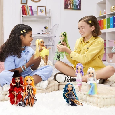 Rainbow High Fantastic Fashion Violet Willow 11" Fashion Doll W/ Playset 8 Rainbow High Fantastic Fashion Violet Willow 11" Fashion Doll W/ Playset - Image 6