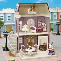 Calico Critters Town Series Elegant Town Manor Gift Set, Dollhouse Playset With Figure, Furniture And Accessories