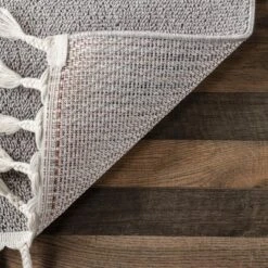 NuLOOM Amiah Hedgehog High-Low Kids Tasseled Area Rug -Children Products Store GUEST d2ee4f66 1c1e 4874 9086 1d21533cdd64