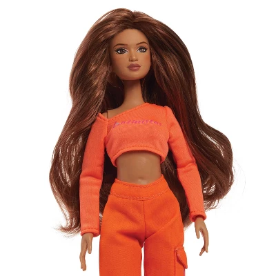 Latinistas Fashion Doll - Julianna 5 Latinistas Fashion Doll - Julianna - Image 3